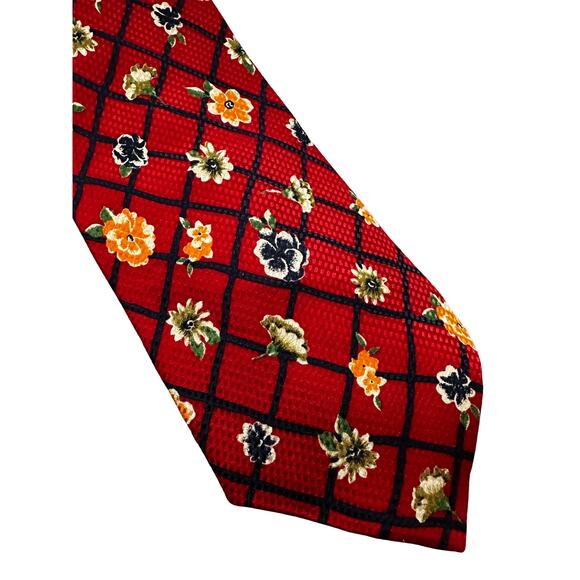 Vintage Red Floral Silk Wide Tie - Picture 2 of 4